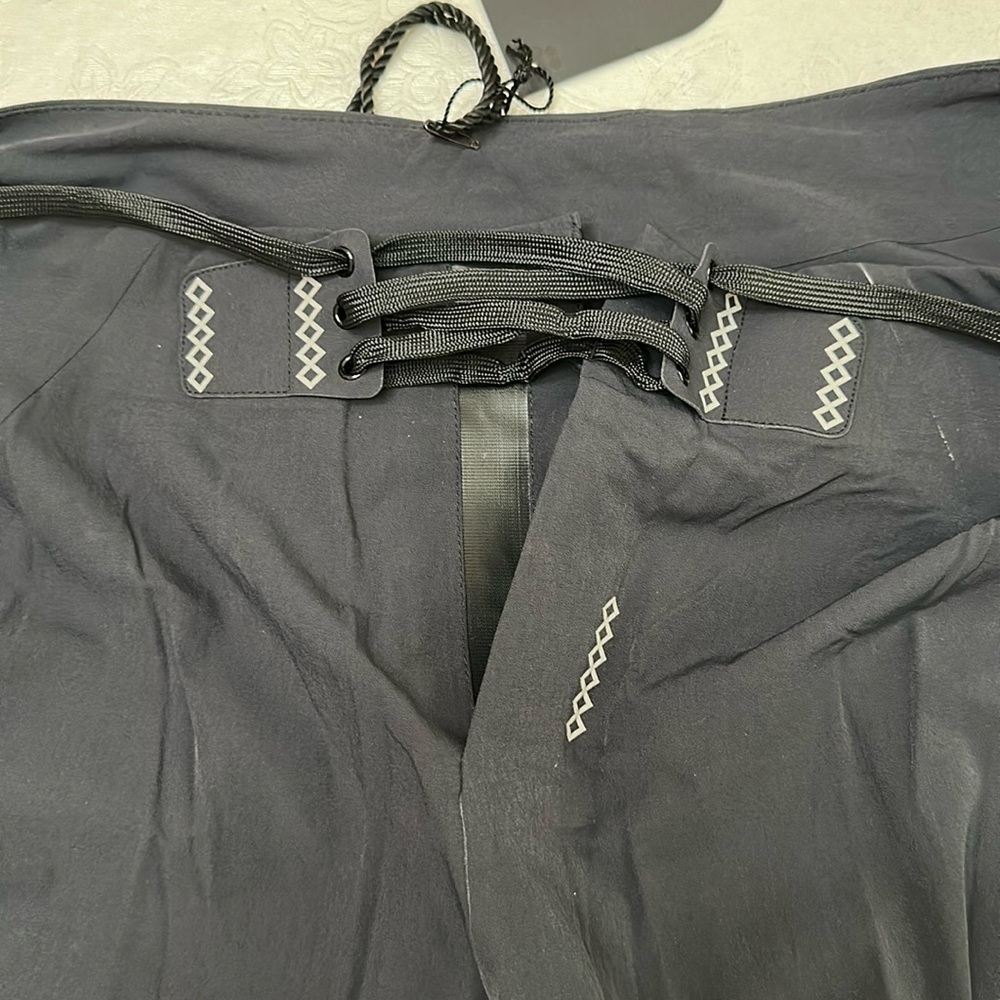 Respect Your Universe Board Short - black - Picture 2 of 14